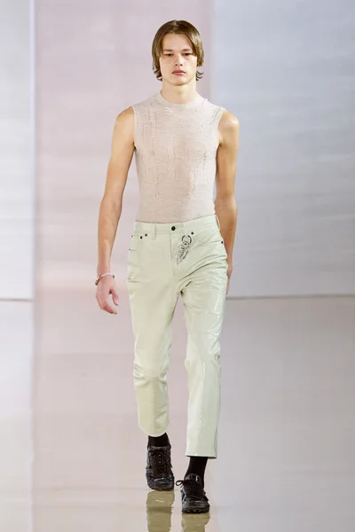 Look 2